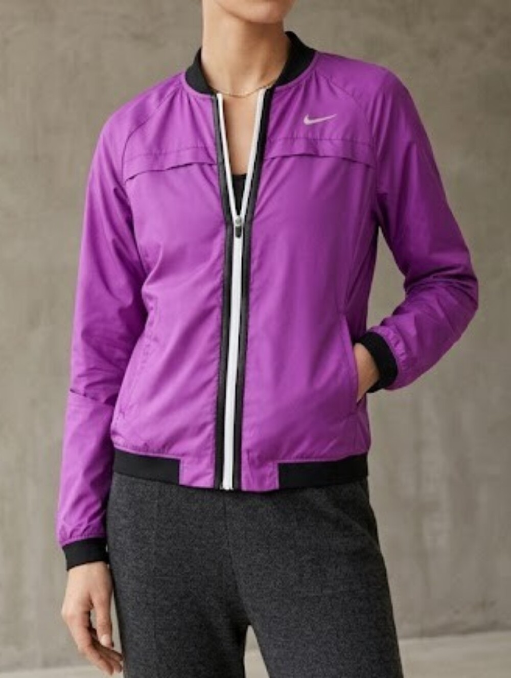 NIKE Sphere Dri-Fit Bomber Jacket